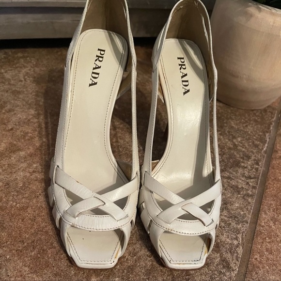 COPY - Prada Vintage White Leather Peep Toe Stacked Heels 38 - Picture 3 of 12